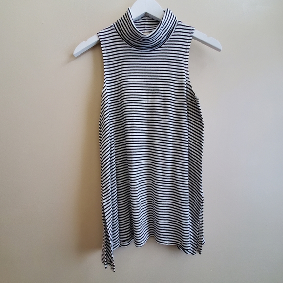 Puella tutle neck sleeveless knitted top, stripes, medium size - Picture 2 of 7